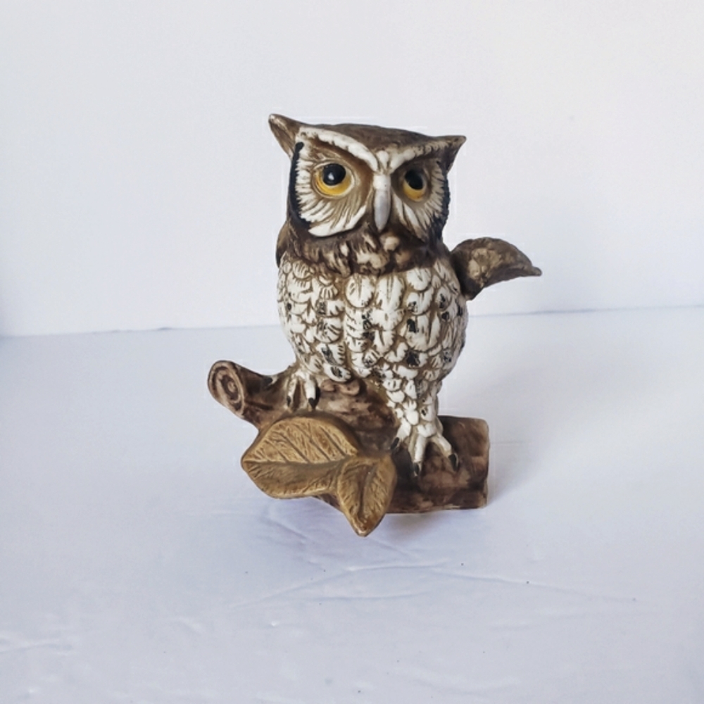 Vintage Porcelain Homco Owl Home Decor/Figurine/ Collectibles